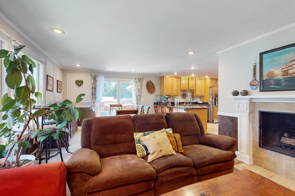 Casa Esmeralda House in University Place