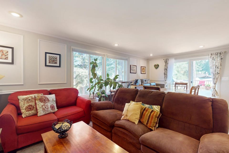 Casa Esmeralda House in University Place