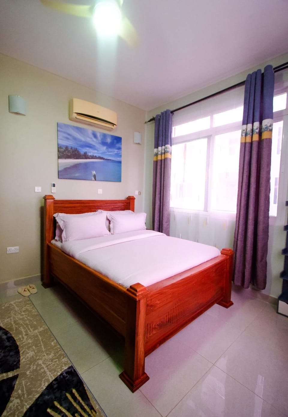 Bed, Bedroom, air conditioner