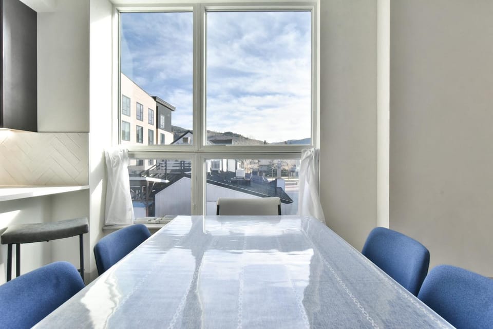 Fourth Street Crossing Ptarmigan Townhome: Downtown, Close to Everything Apartment in Silverthorne