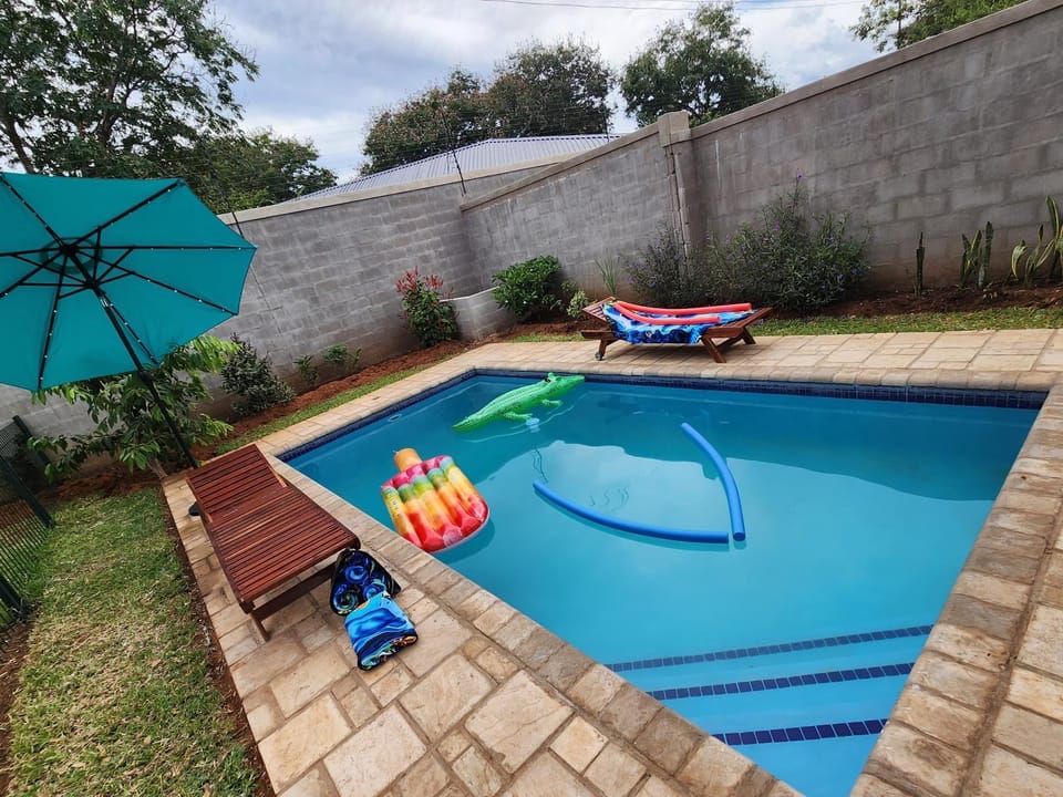 Swimming pool, Swimming pool