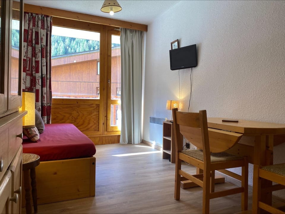 Résidence Hameaux De Val - Studio pour 2 personnes situé à Val d'Isère à 600m du centre du village et des pistes MAE-0141 Apartment in Val dIsere