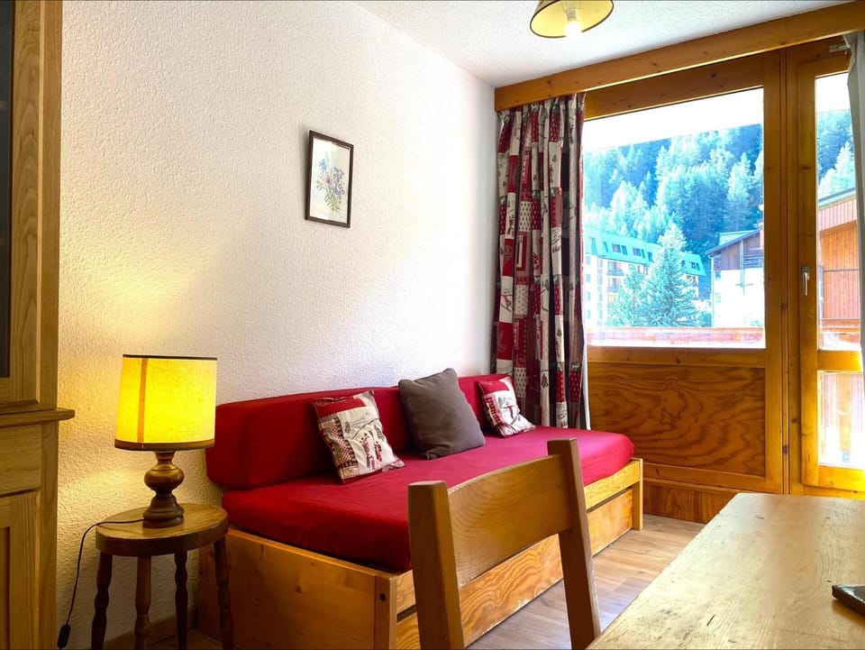 Résidence Hameaux De Val - Studio pour 2 personnes situé à Val d'Isère à 600m du centre du village et des pistes MAE-0141 Apartment in Val dIsere