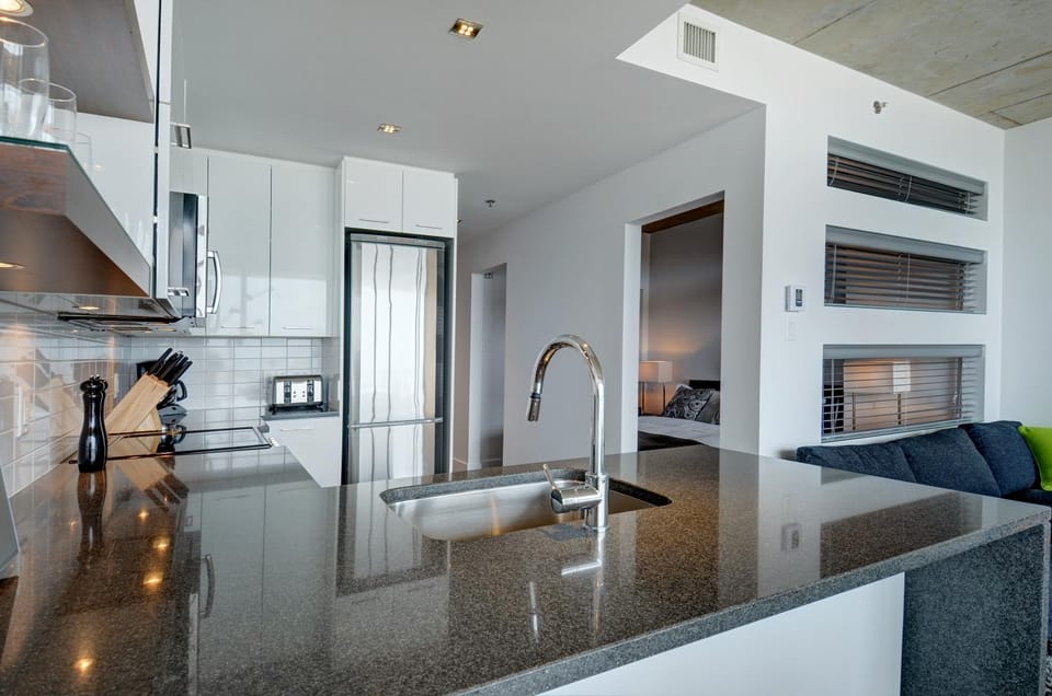 Kitchen or kitchenette