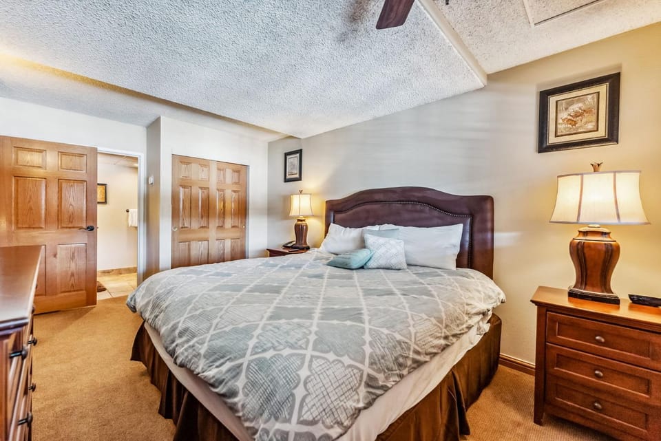 Breck Ski In Ski Out Condo with Resort Amenities House in Breckenridge