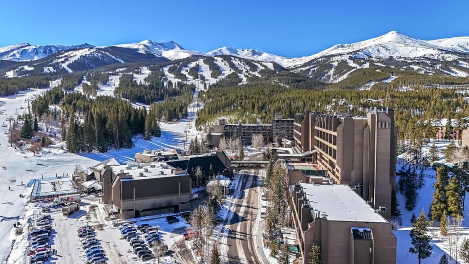 Breck Ski In Ski Out Condo with Resort Amenities House in Breckenridge