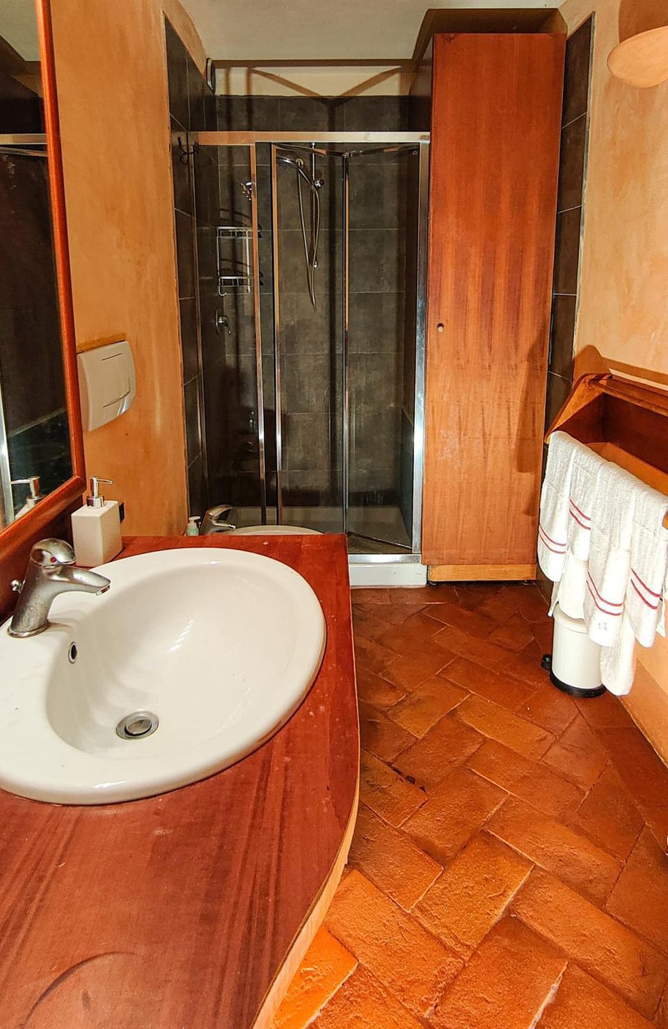 Shower, Bathroom
