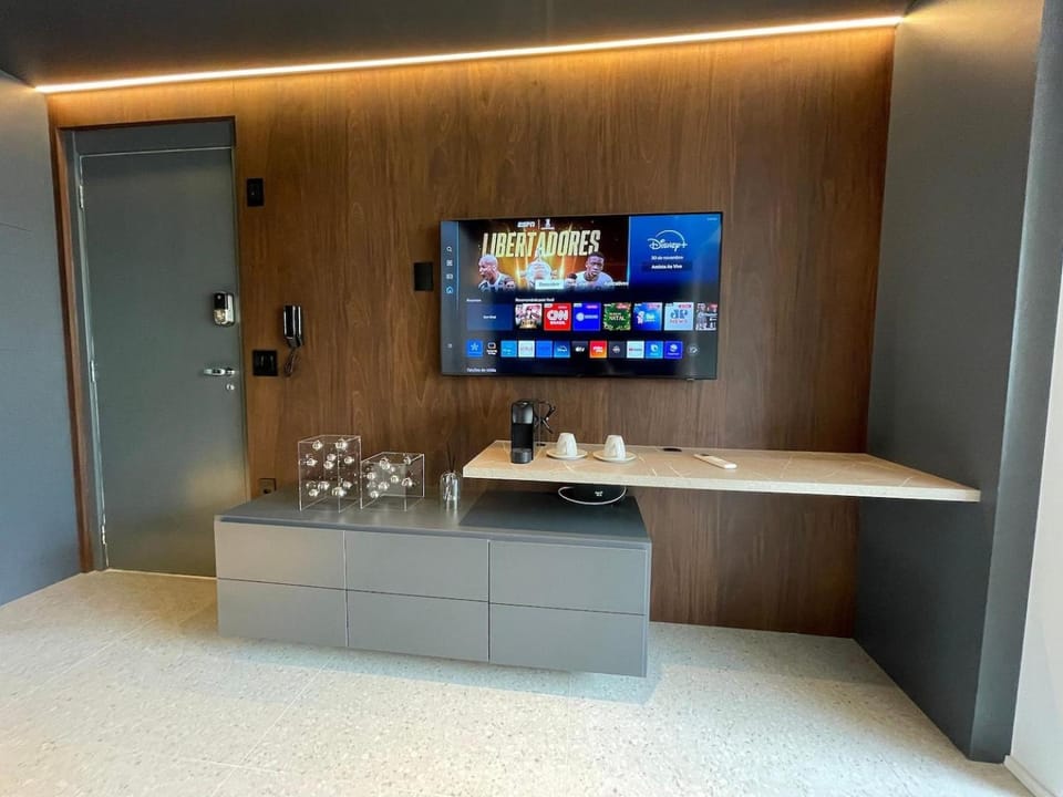 Apê Luxuoso Completo Prox Faria Lima Itaim Bibi Apartment in Sao Paulo City