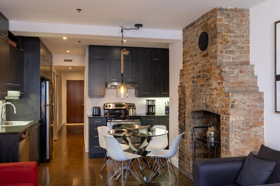 Les Immeubles Charlevoix - Le 1174 Apartment in Quebec City