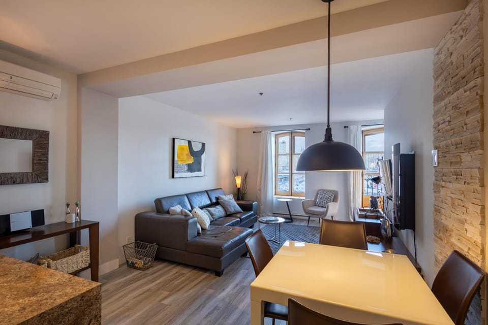 Les Immeubles Charlevoix - Le 1175 Apartment in Quebec City