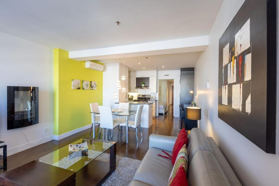 Les Immeubles Charlevoix - Le 1176 Apartment in Quebec City