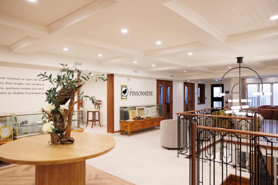 Lobby or reception, Seating area