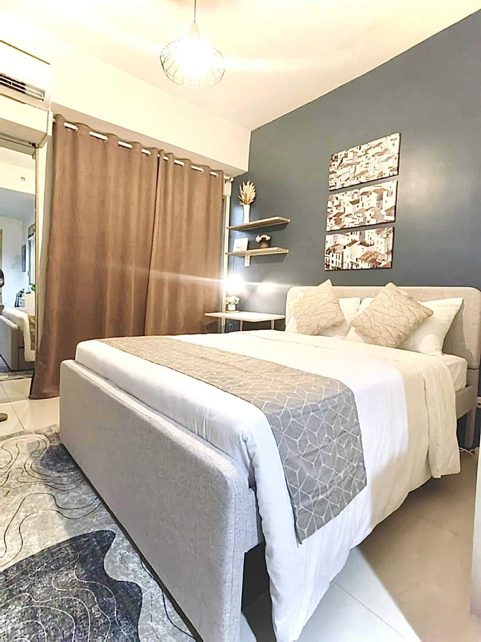 Bed, Bedroom