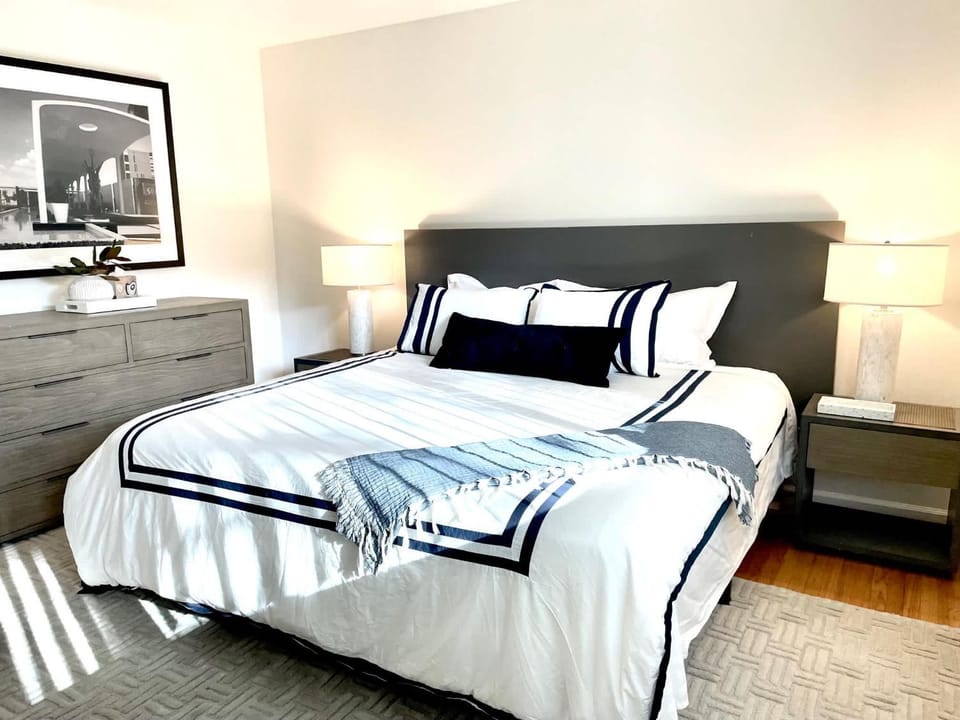 Nicely Furnished 2BR Menlo Park Apartment Apartment in Atherton
