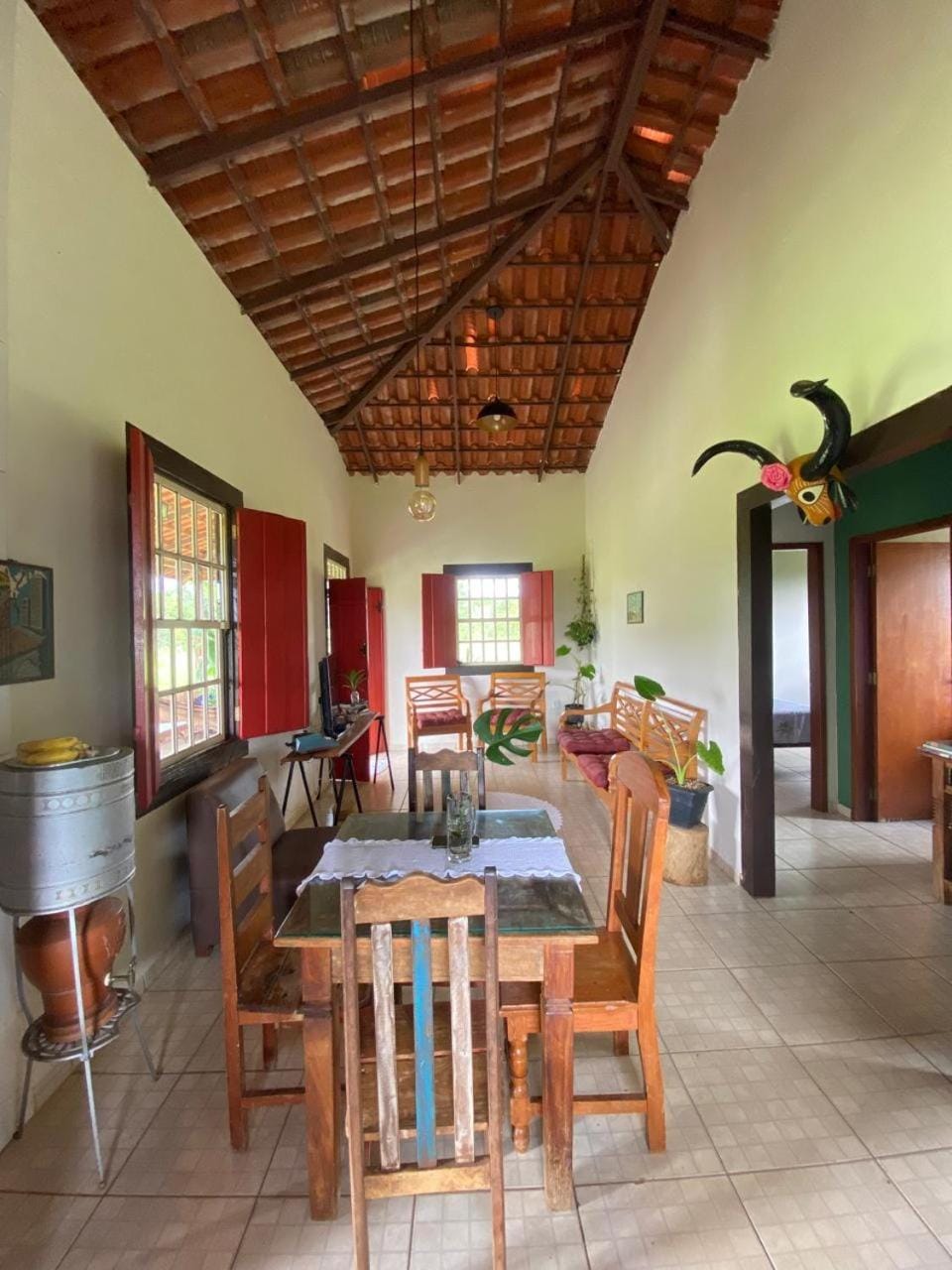 Casa Ypê House in State of Goiás