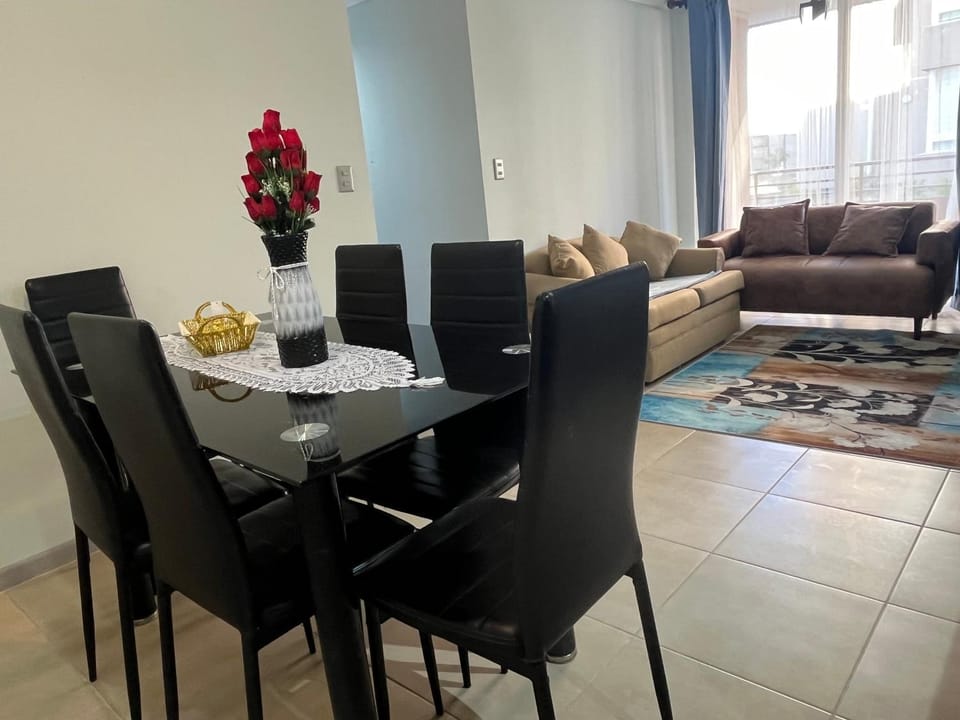 Depto Montserrath en Condominio 3D 1B Parking Excelente Conectividad, Atención Empresas-Facturas Apartment in Bio Bio, Chile