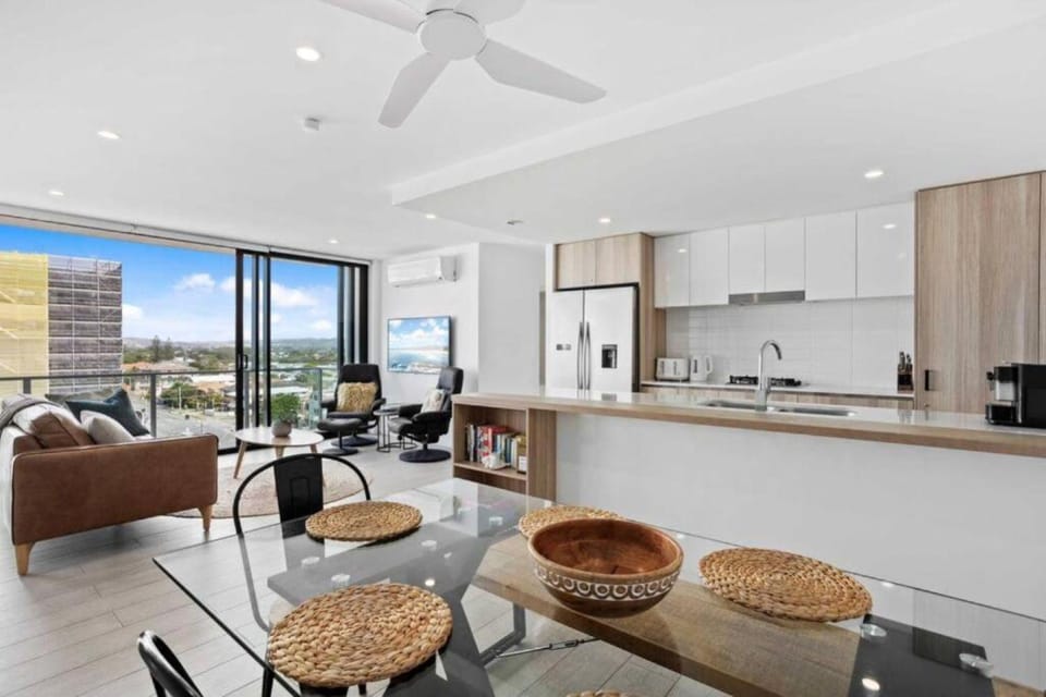 Living room, Dining area, kitchen