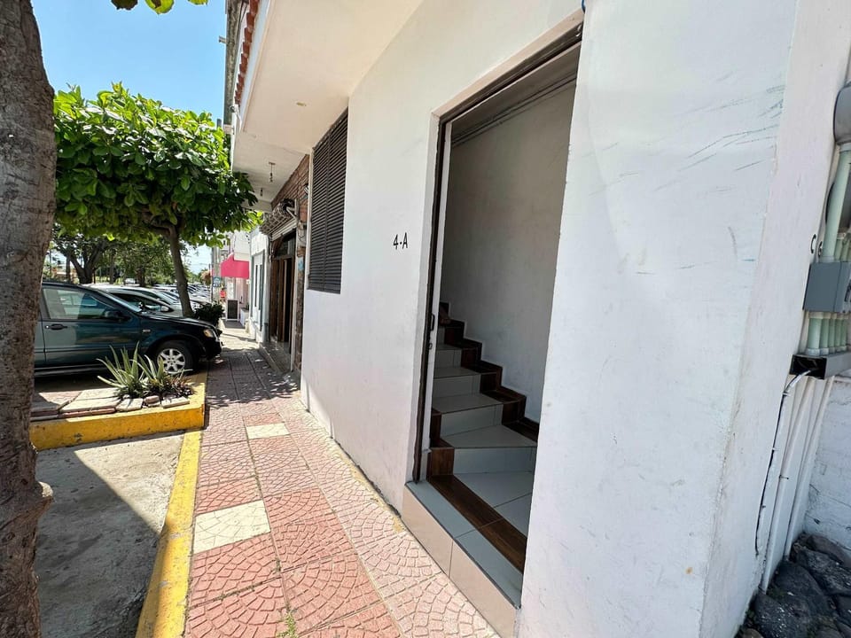 MVK104 Cozy loft for 4 Walking to Bucerias Beach Apartment in Bucerias