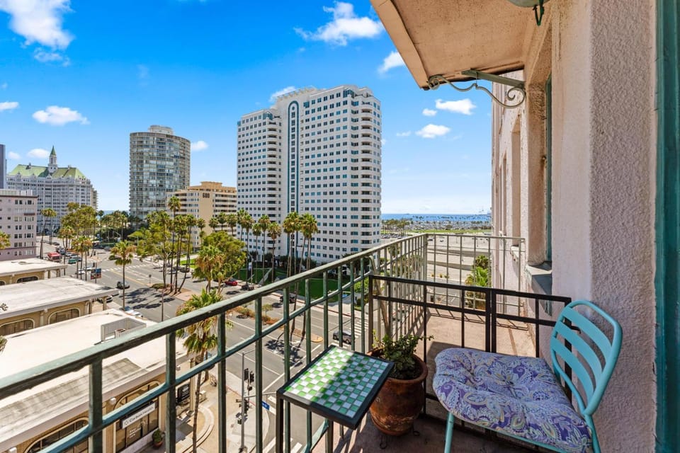 Neighbourhood, Balcony/Terrace, Sea view