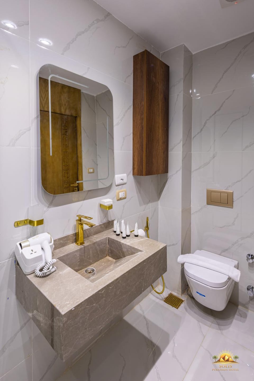 Shower, Bathroom, towels