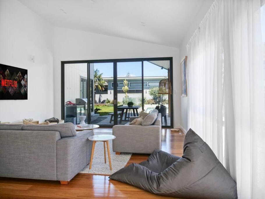 Long Jetty Private Oasis - Main House Apartment in Central Coast