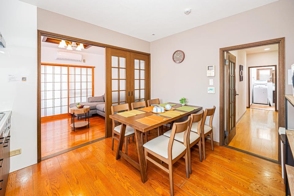 NEW OPEN! japanse house,! nearest akabane station 6ldk mix 15 people, shinjuku 14 min,shibuya 19 min,tokyo 15 min Villa in Japan