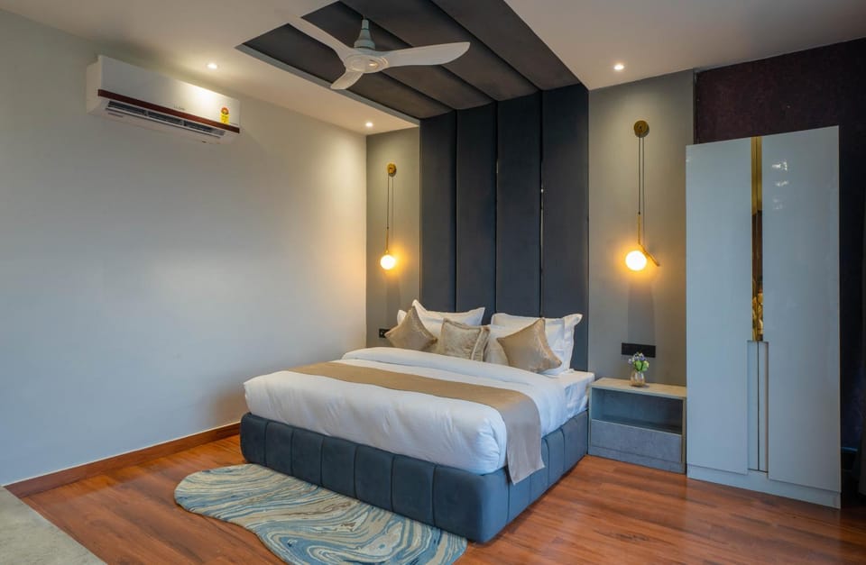 Bed, Bedroom, air conditioner