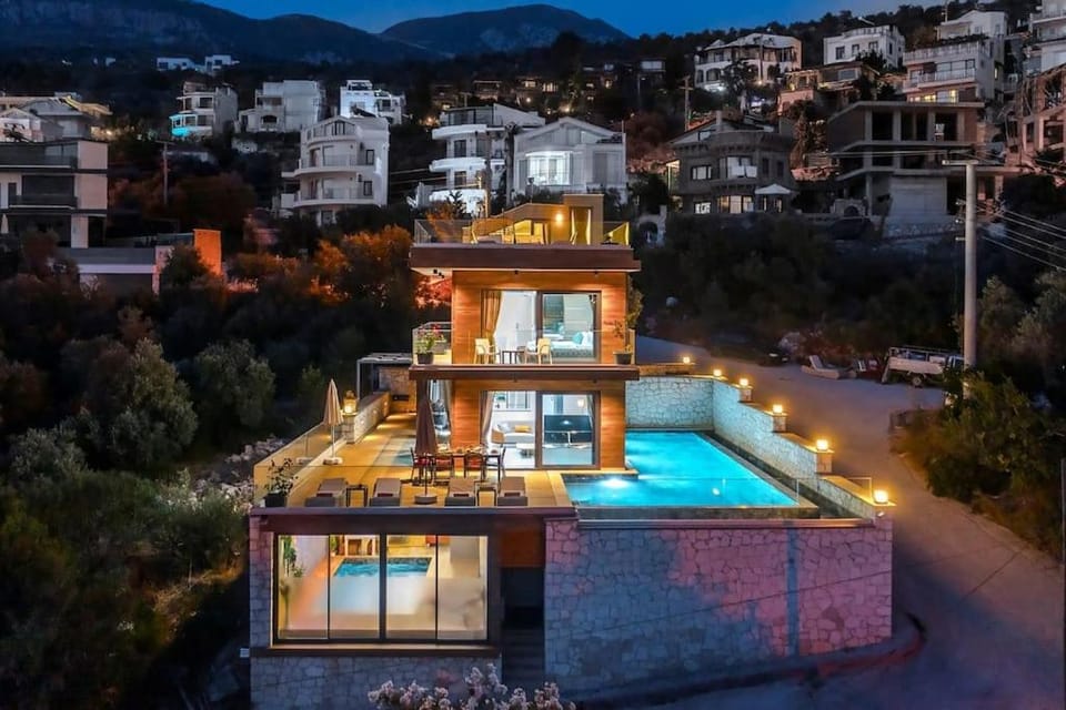 Property building, City view