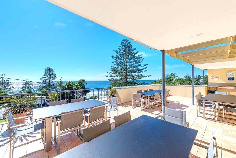 Natural landscape, Balcony/Terrace, Sea view
