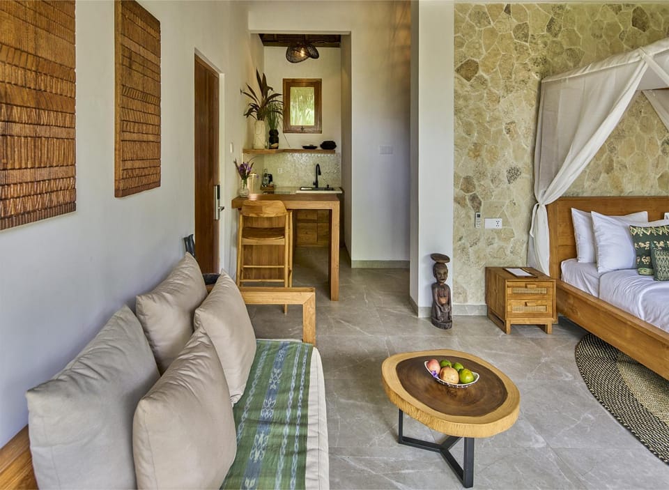 Dining area, Bedroom