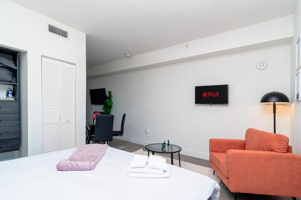 Relaxing 1BR in Miami Close to Brickell and South Beach Apartment in Miami
