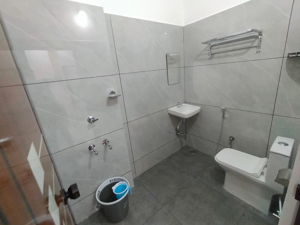 Shower, Toilet, Bathroom, bidet