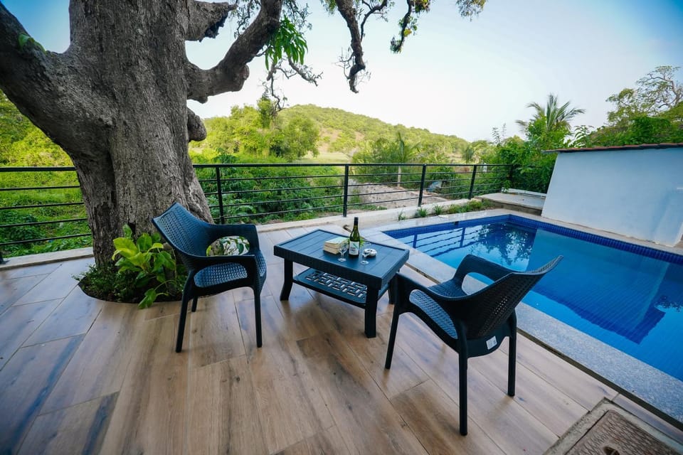 Pool view, Swimming pool