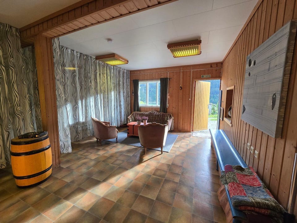 Seating area, Bedroom