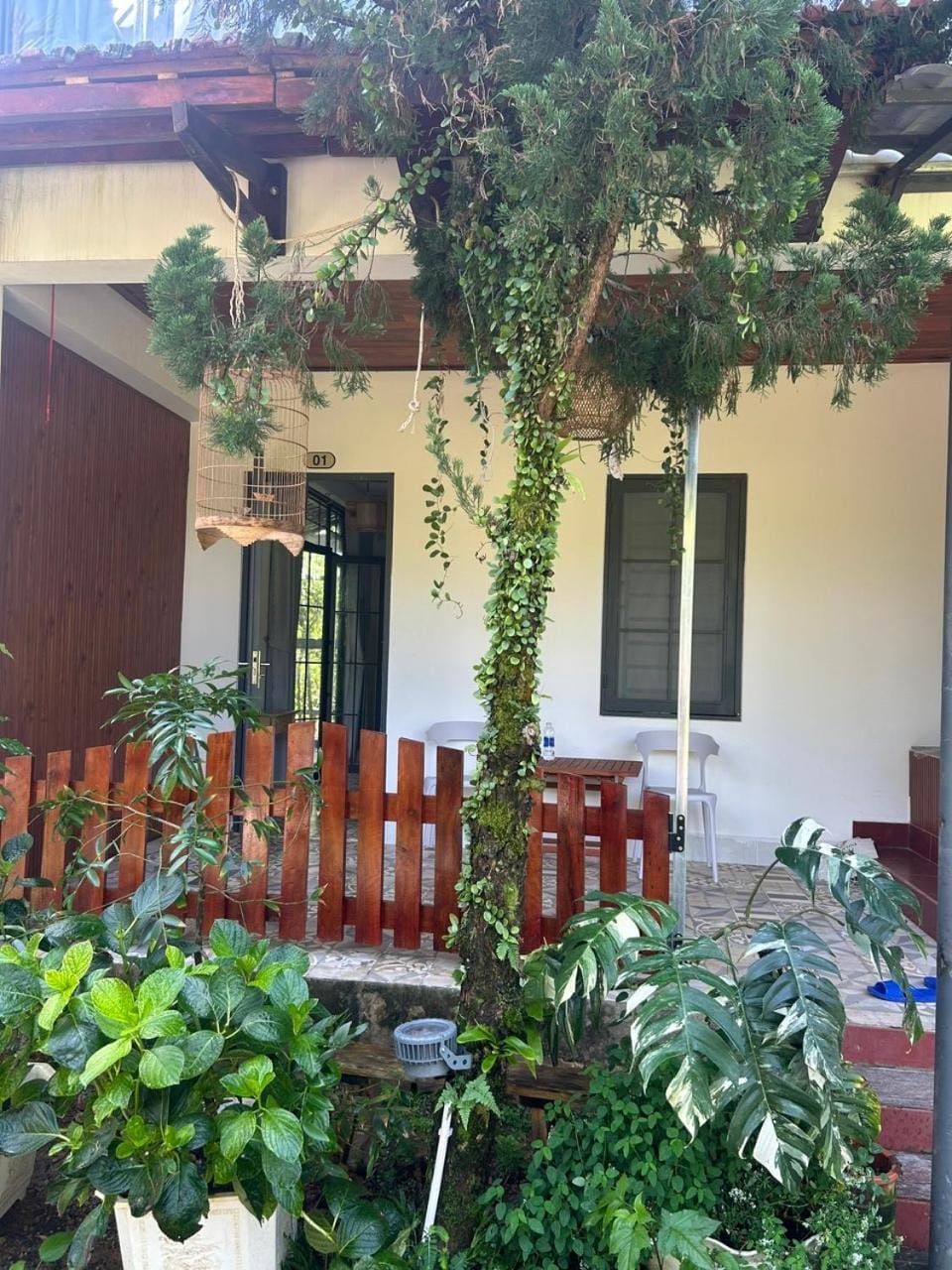 FB Farmstay - Vườn An Lành Bên Suối Campground/ 
RV Resort in Lâm Đồng