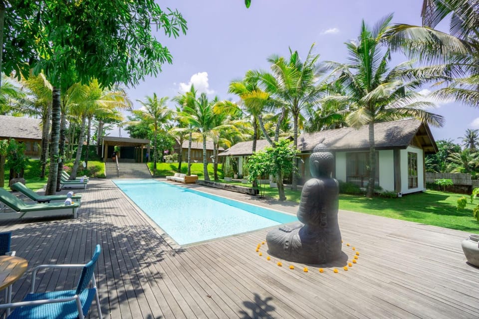 Day, Garden, Pool view, Swimming pool, sunbed