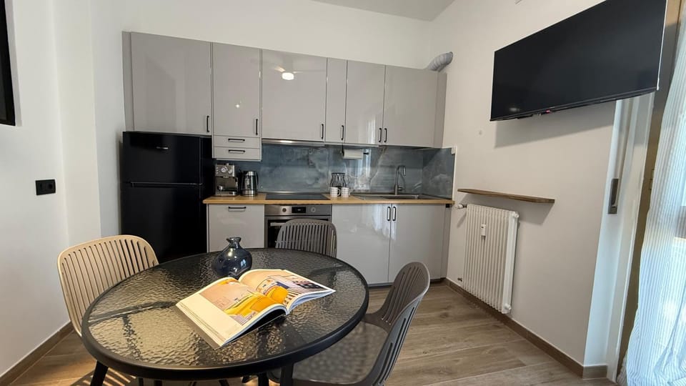 Kitchen or kitchenette, Other