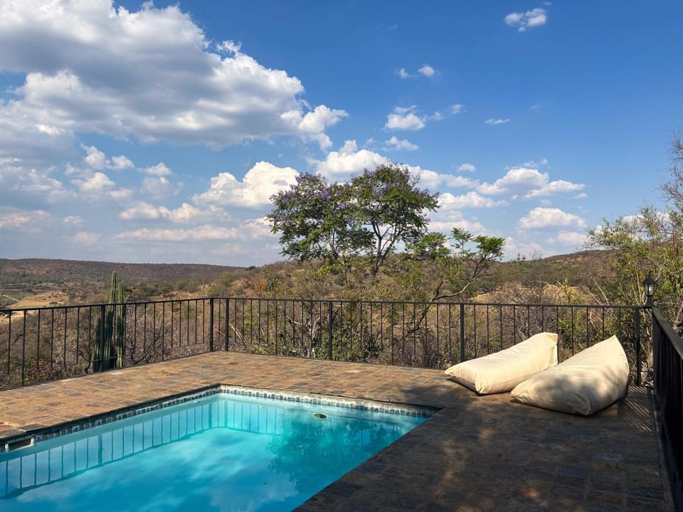 Activities, Balcony/Terrace, Swimming pool, Swimming pool