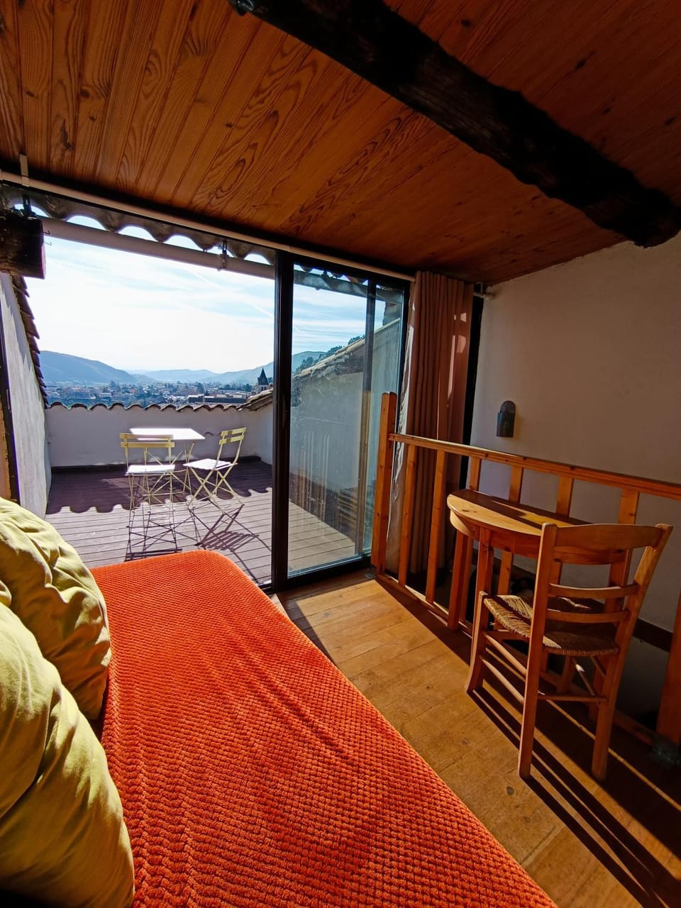 Natural landscape, View (from property/room), Balcony/Terrace, Seating area, Mountain view