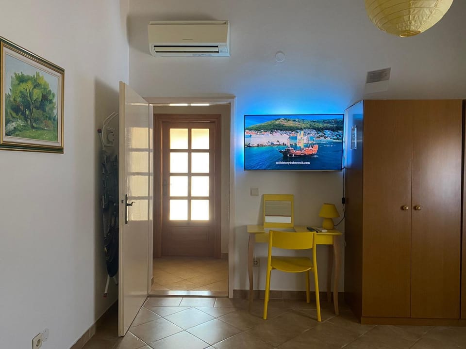 Apartment Sandra FREE PRIVATE PARKING Apartment in Dubrovnik