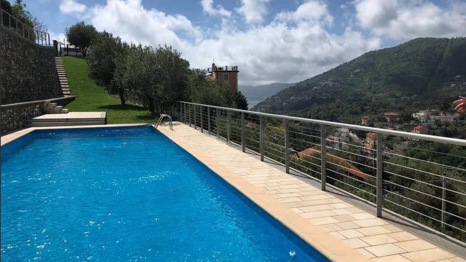 RivieraRent Charming Villa Alassio with pool and garden Apartment in Liguria