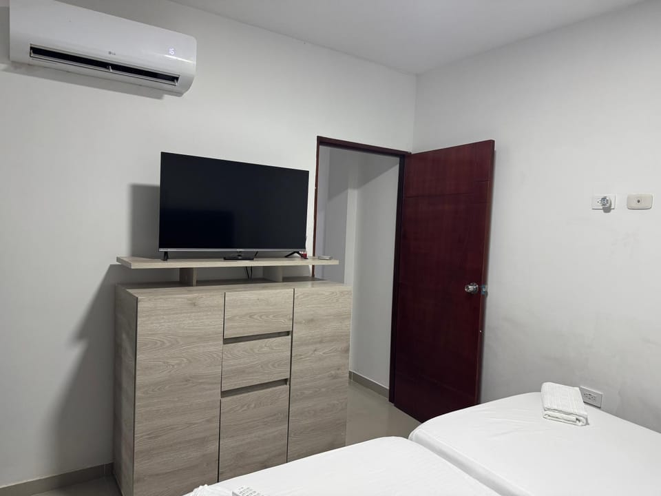Apartamentos el mochilero frente a la playa piso 1 apto 1 Apartment in La Boquilla