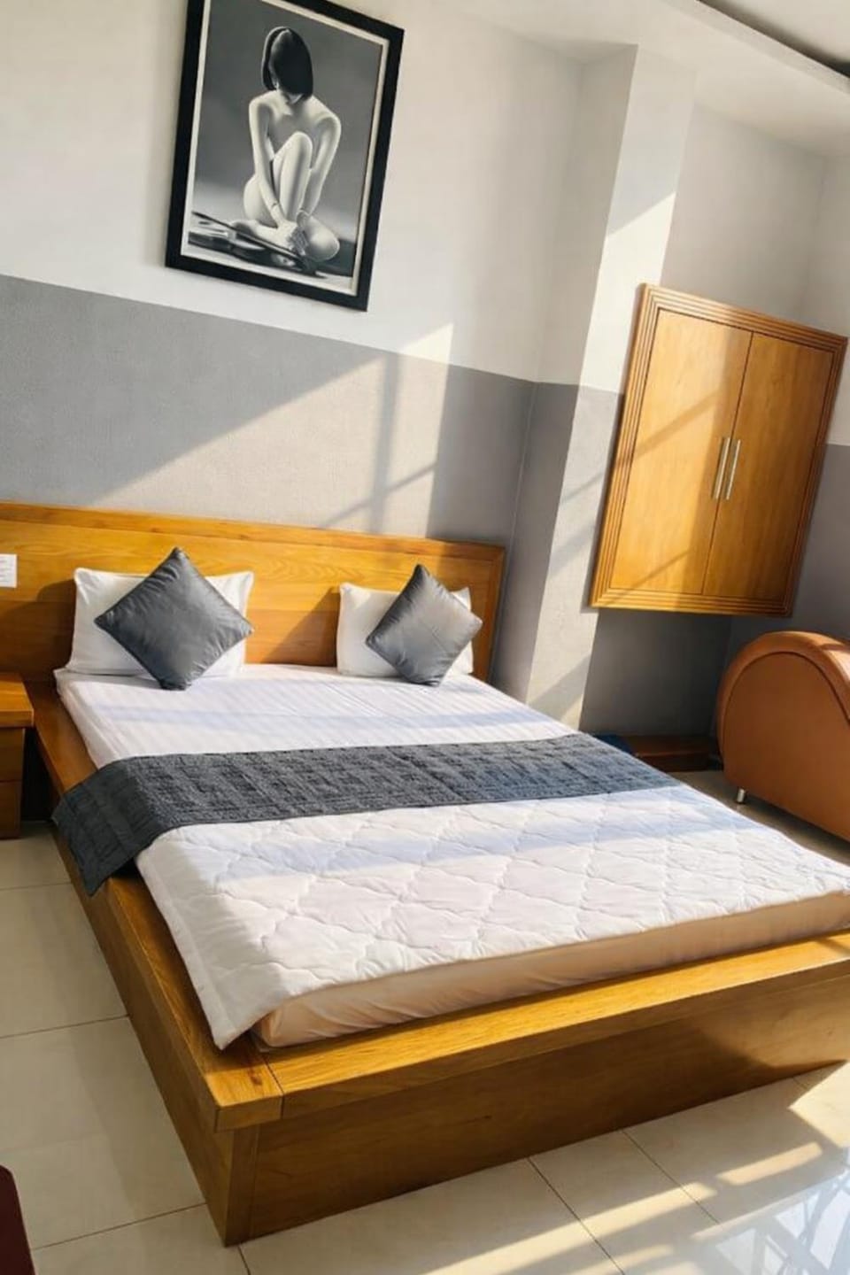 Bed, Photo of the whole room