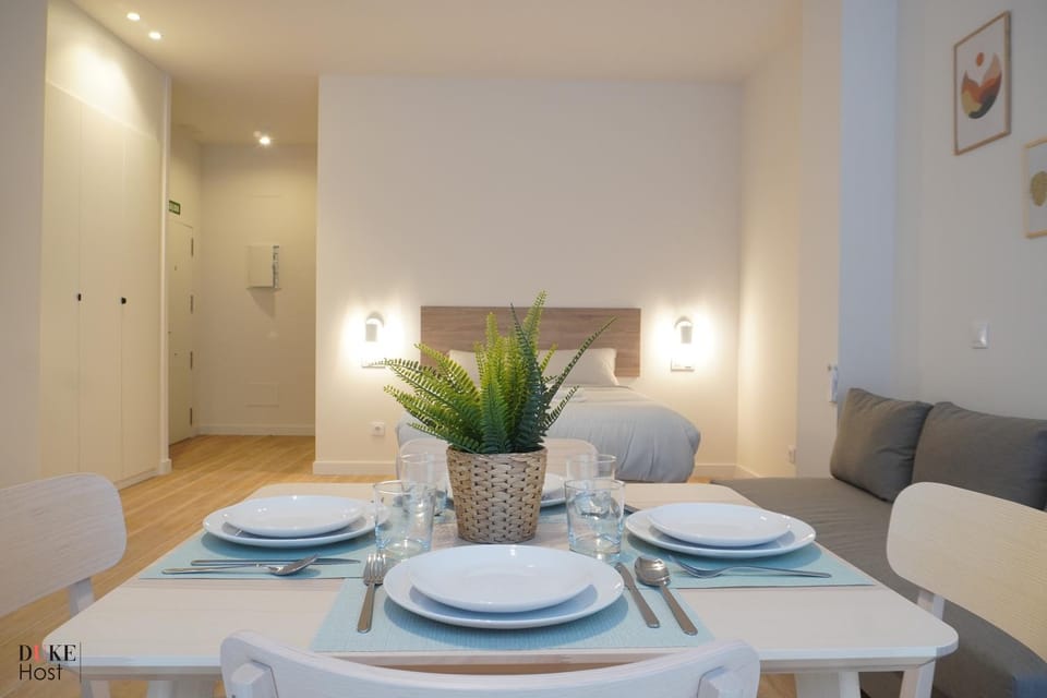 CH 5Torres Bed and Breakfast in Madrid