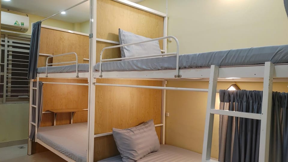 Bed, Photo of the whole room, Bedroom, bunk bed, wardrobe