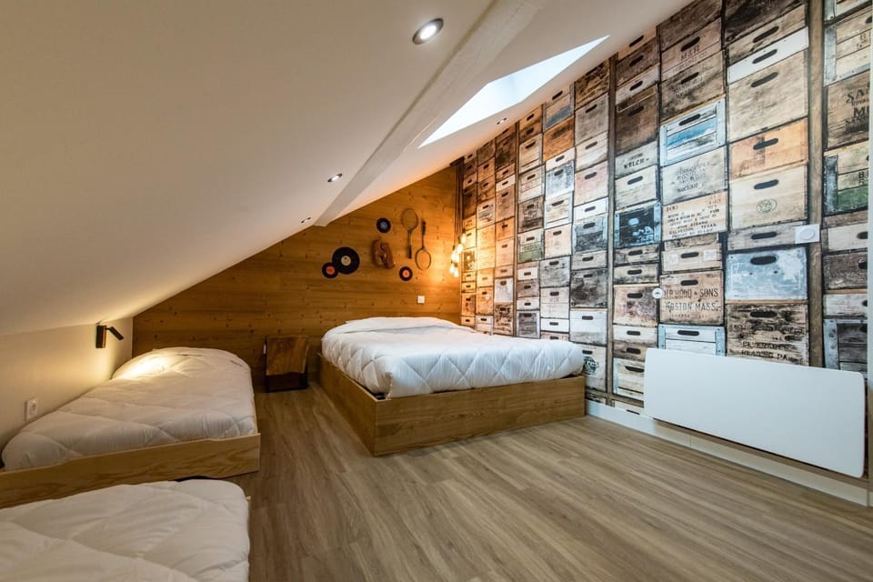 3 Vallées & epic cols 4 to 6 guest stay Apartment in Auvergne-Rhône-Alpes