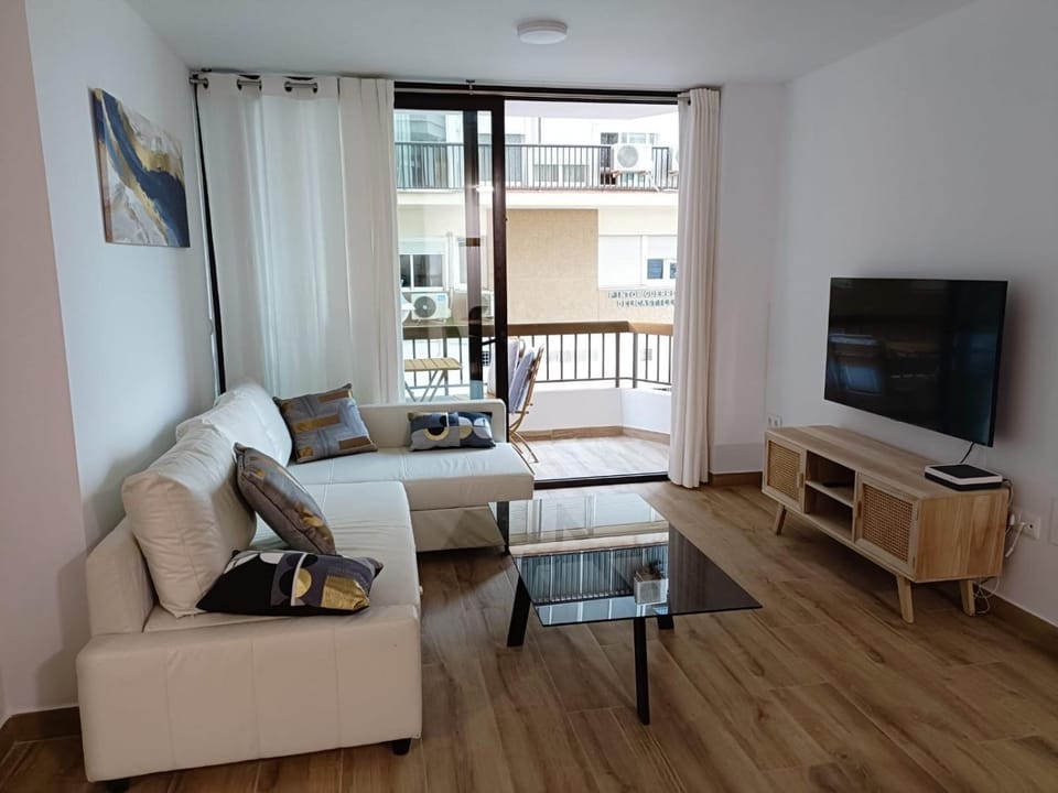 Malagueta Beach Paradiso Apartment in Malaga