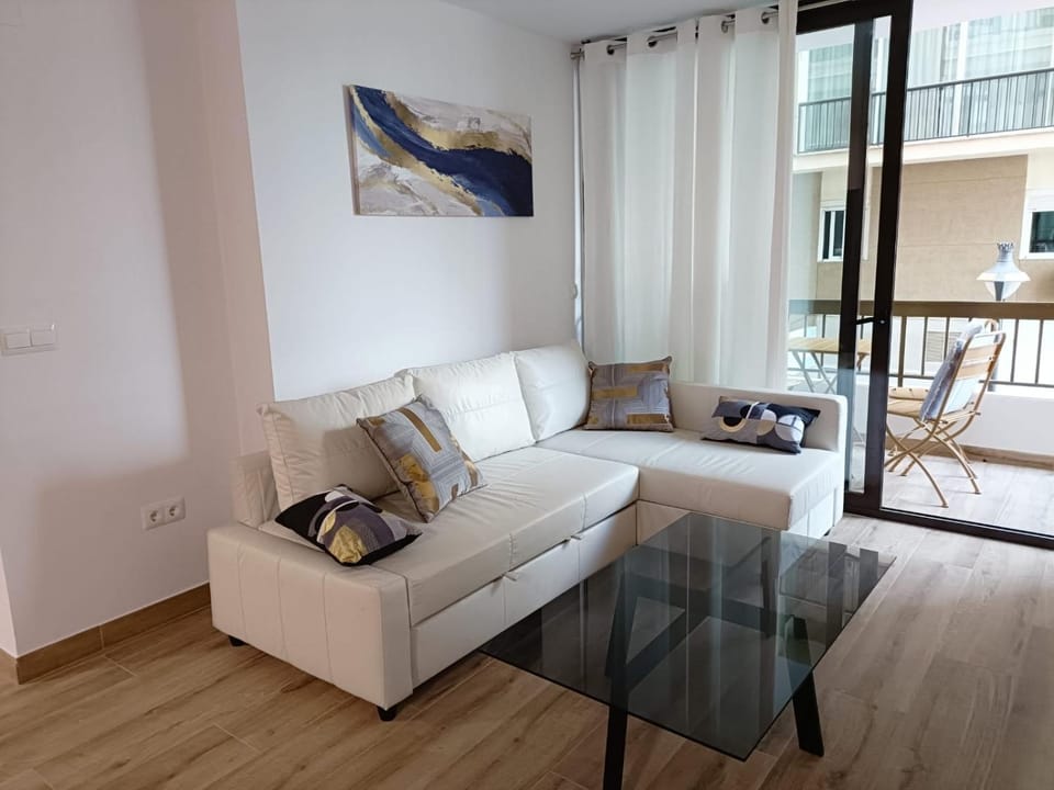 Malagueta Beach Paradiso Apartment in Malaga