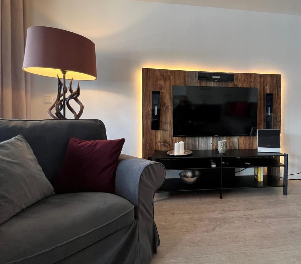 TV and multimedia, Living room