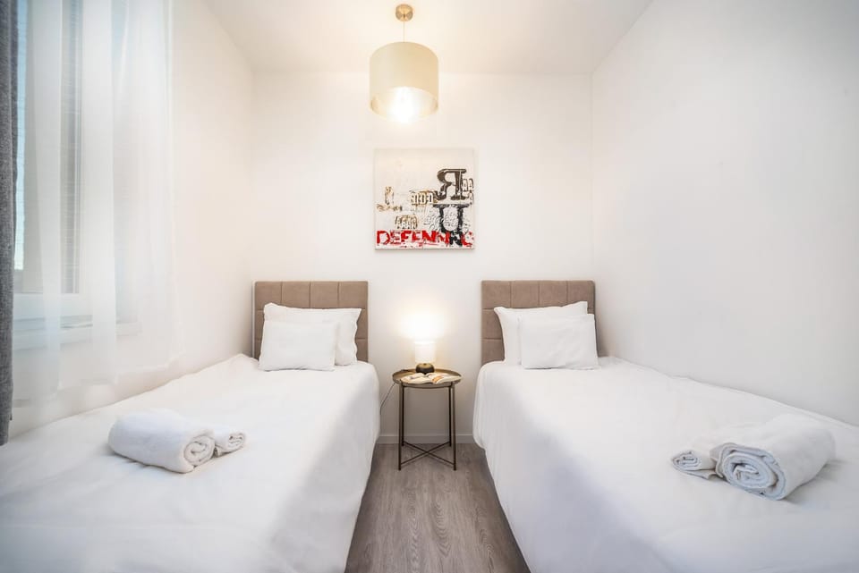 Sunlit Heaven 2-BDR Apartments Apartment in Budapest